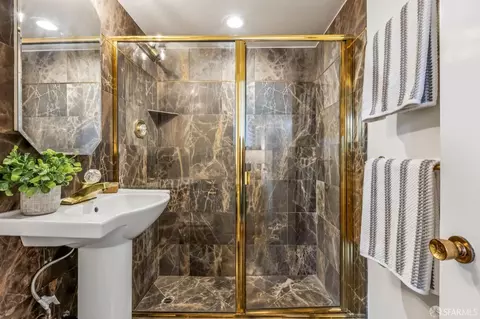 Bath - 850 Powell St #202, San Francisco, CA 94115 photo 1 of 5