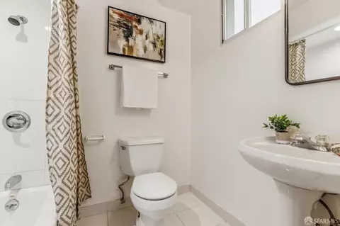 Bath - 850 Powell St #202, San Francisco, CA 94115 photo 3 of 5
