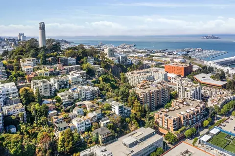 240 Lombard St #235, San Francisco, CA 94111