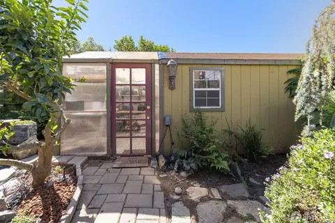 Exterior - 310 Excelsior Ave, San Francisco, CA 94112 photo 9 of 10