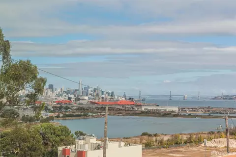 196 Jerrold Ave, San Francisco, CA 94124