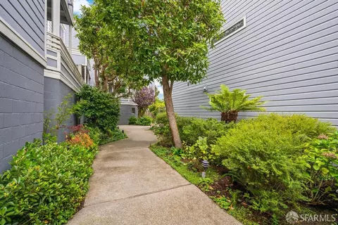 Exterior - 1 Baker St #4B, San Francisco, CA 94117 photo 4 of 16