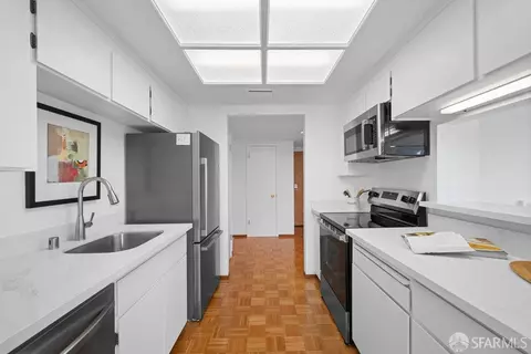 Kitchen - 1 Baker St #4B, San Francisco, CA 94117 photo 2 of 6