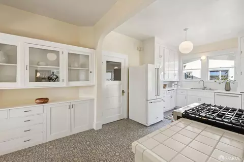 Kitchen - 1968 Marin Ave, Berkeley, CA 94707 photo 2 of 7