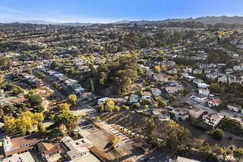 150 El Bonito Way, Millbrae, CA 94030 photo 7