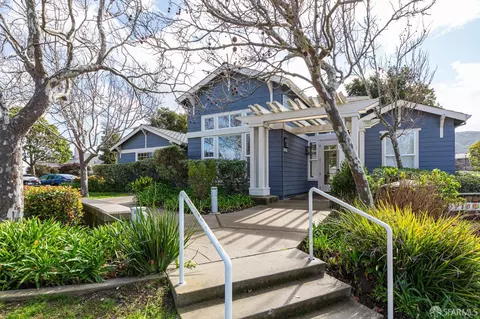 141 Kestrel Ct, Brisbane, CA 94005