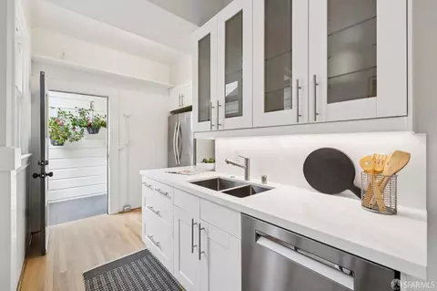 Kitchen - 856 Baker St, San Francisco, CA 94115 photo 1 of 5