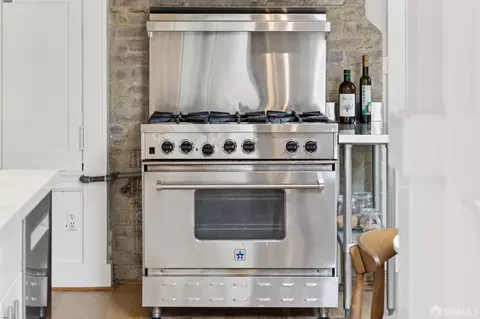 Kitchen - 856 Baker St, San Francisco, CA 94115 photo 5 of 5