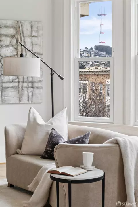 Living - 856 Baker St, San Francisco, CA 94115 photo 5 of 14
