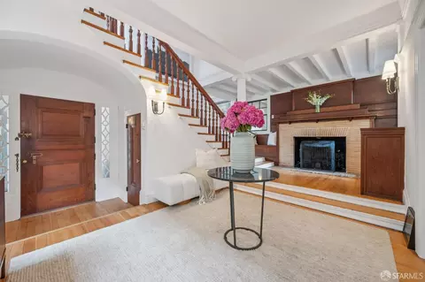 Entry Way - 116 Cherry St, San Francisco, CA 94118 photo 5 of 9