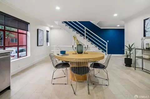 Dining - 672 Corbett Ave #C, San Francisco, CA 94114 photo 1 of 3