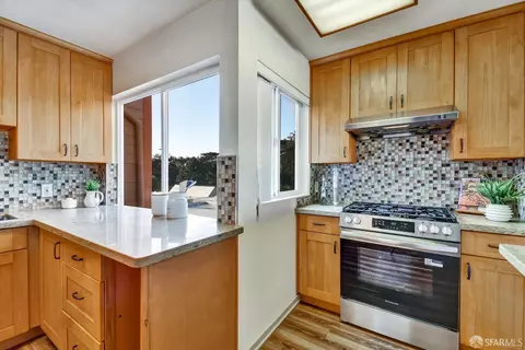 Kitchen - 1215 34th Ave, San Francisco, CA 94122 photo 8 of 9