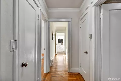 Entry Way - 1215 34th Ave, San Francisco, CA 94122 photo 2 of 8