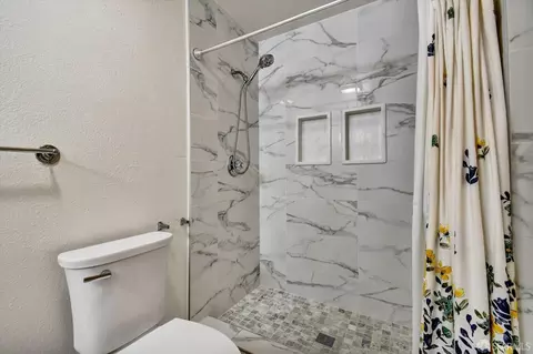 Bath - 1215 34th Ave, San Francisco, CA 94122 photo 2 of 6