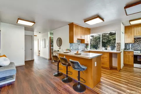 Kitchen - 1215 34th Ave, San Francisco, CA 94122 photo 6 of 9