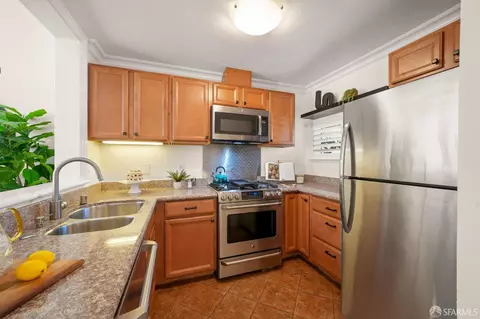 150 Farm Ln, Martinez, CA 94553 photo 4