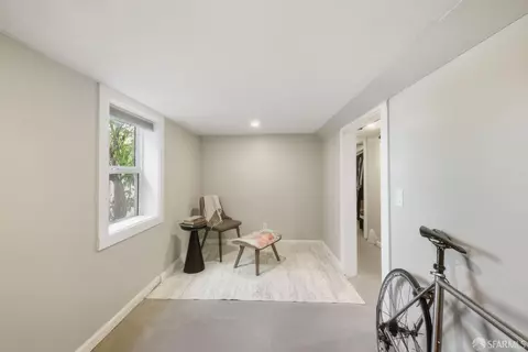 Entry Way - 1484 Newcomb Ave, San Francisco, CA 94124 photo 7 of 7