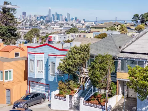 1484 Newcomb Ave, San Francisco, CA 94124