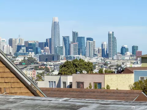 View/Area - 1484 Newcomb Ave, San Francisco, CA 94124 photo 1 of 4