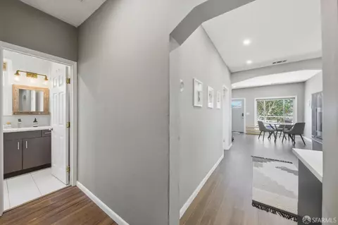 Entry Way - 1484 Newcomb Ave, San Francisco, CA 94124 photo 3 of 7