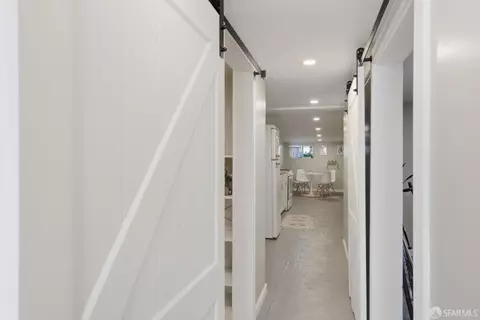 Entry Way - 1484 Newcomb Ave, San Francisco, CA 94124 photo 5 of 7
