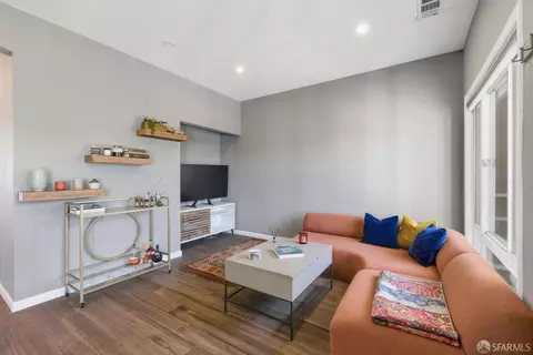 Living - 1484 Newcomb Ave, San Francisco, CA 94124 photo 2 of 3
