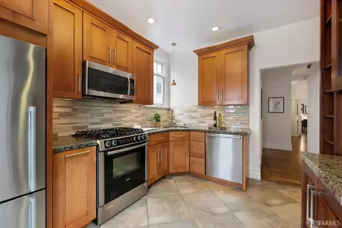 Kitchen - 652 Parnassus Ave, San Francisco, CA 94122 photo 1 of 1