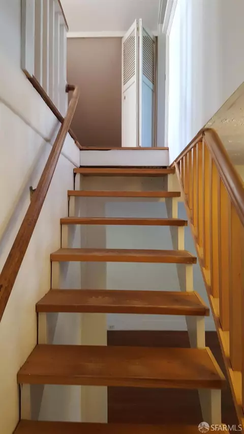 Entry Way - 4229 21st St, San Francisco, CA 94114 photo 3 of 4