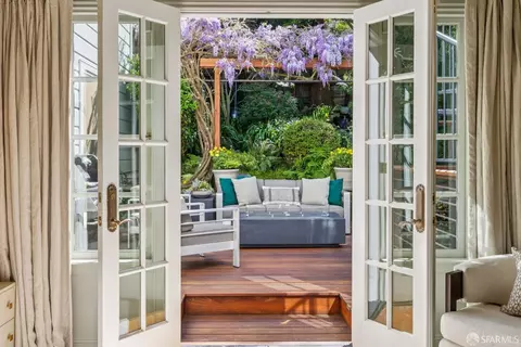 1967 Green St, San Francisco, CA 94123