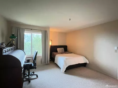 Bedroom - 945 Fassler Ave, Pacifica, CA 94044 photo 4 of 4