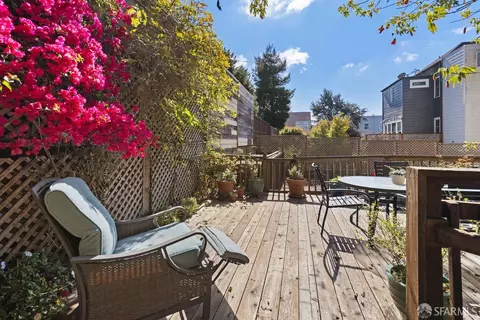 Exterior - 130 2nd Ave, San Francisco, CA 94118 photo 3 of 4