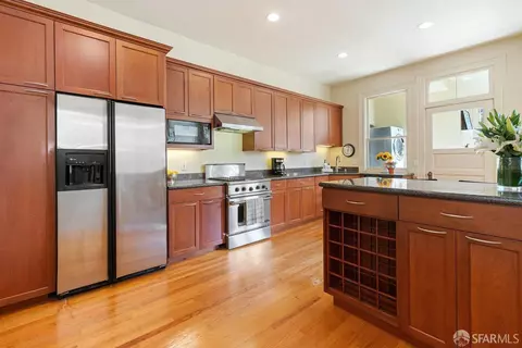 Kitchen - 130 2nd Ave, San Francisco, CA 94118 photo 1 of 4