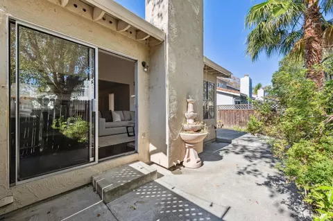 Exterior - 141 Edgewater Pl, Pittsburg, CA 94565 photo 2 of 4