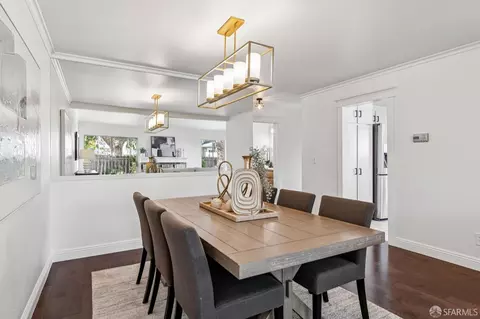Dining - 141 Edgewater Pl, Pittsburg, CA 94565 photo 2 of 3