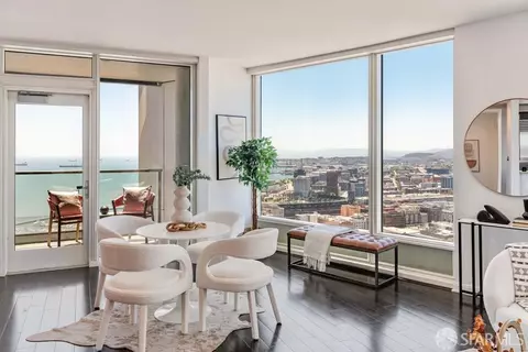 425 1st St #3703, San Francisco, CA 94105