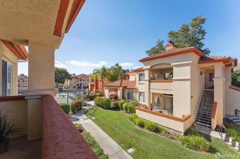 Exterior - 7063 Dublin Meadows St #H, Dublin, CA 94568 photo 1 of 11