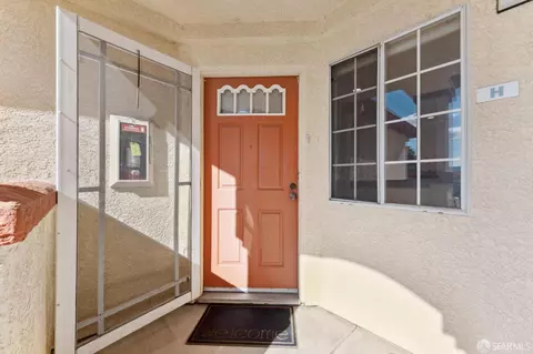 Entry Way - 7063 Dublin Meadows St #H, Dublin, CA 94568 photo 1 of 1