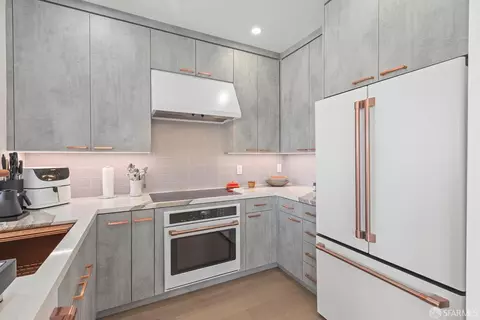 Kitchen - 1812 20th St, San Francisco, CA 94107 photo 4 of 5