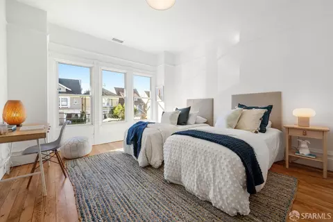 Bedroom - 550 9th Ave, San Francisco, CA 94118 photo 3 of 10
