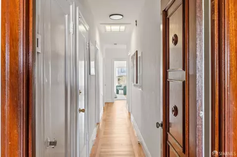 Entry Way - 1850 23rd Ave, San Francisco, CA 94122 photo 3 of 7