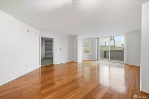 Living - 1483 Sutter St #405, San Francisco, CA 94109 photo 3 of 8