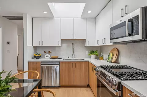 271 Prague St, San Francisco, CA 94112 photo 11