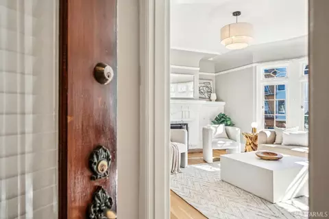 Entry Way - 2522 Chestnut St, San Francisco, CA 94123 photo 1 of 2