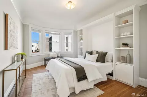 Bedroom - 2522 Chestnut St, San Francisco, CA 94123 photo 3 of 4