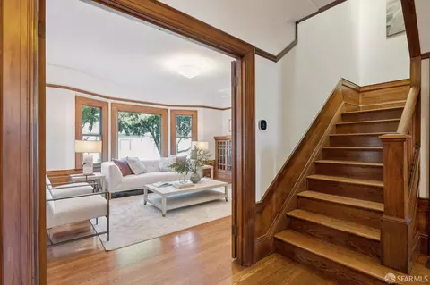 Entry Way - 714 23rd Ave, San Francisco, CA 94121 photo 2 of 5