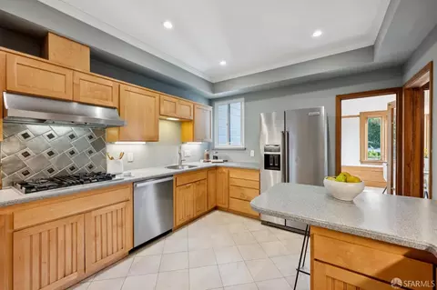 Kitchen - 714 23rd Ave, San Francisco, CA 94121 photo 2 of 7