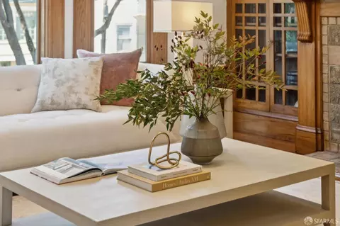 Living - 714 23rd Ave, San Francisco, CA 94121 photo 1 of 8