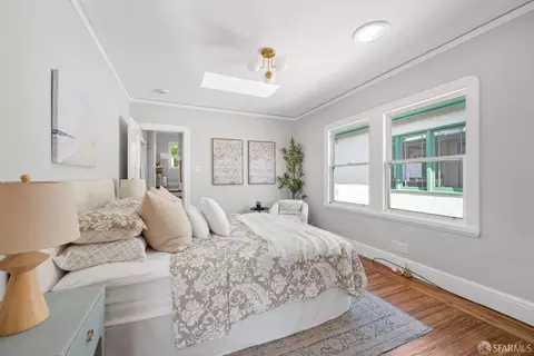 Bedroom - 1611 Blake St, Berkeley, CA 94703 photo 1 of 6
