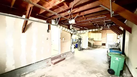 451 Sawyer St, San Francisco, CA 94134 photo 31