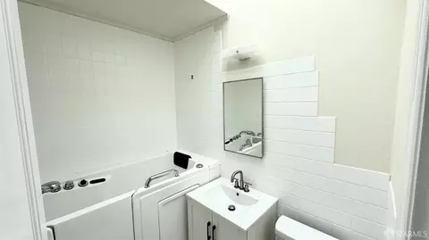 451 Sawyer St, San Francisco, CA 94134 photo 29